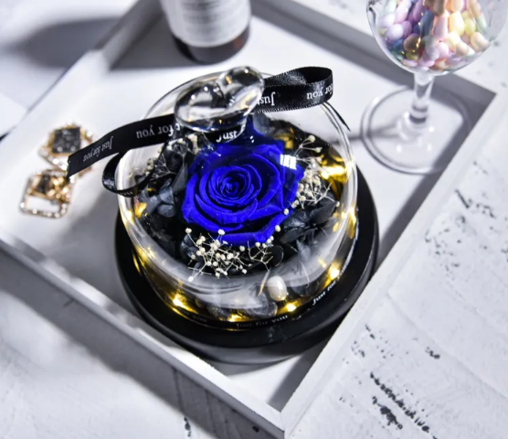 Handmade Rose Podium Décor | Luxury Home & Gift